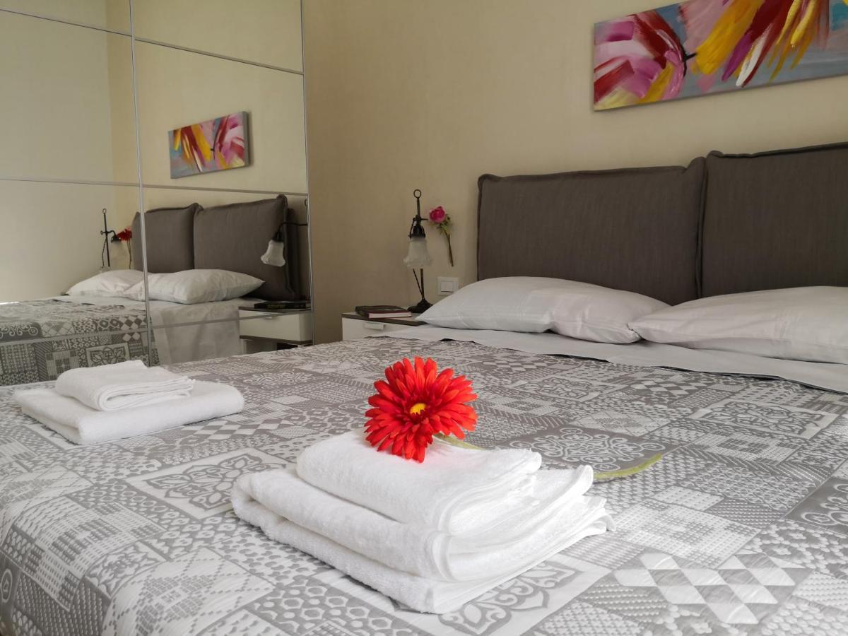 Vele Bianche Cosy Home Con Terrazza Поліньяно-а-Маре Екстер'єр фото
